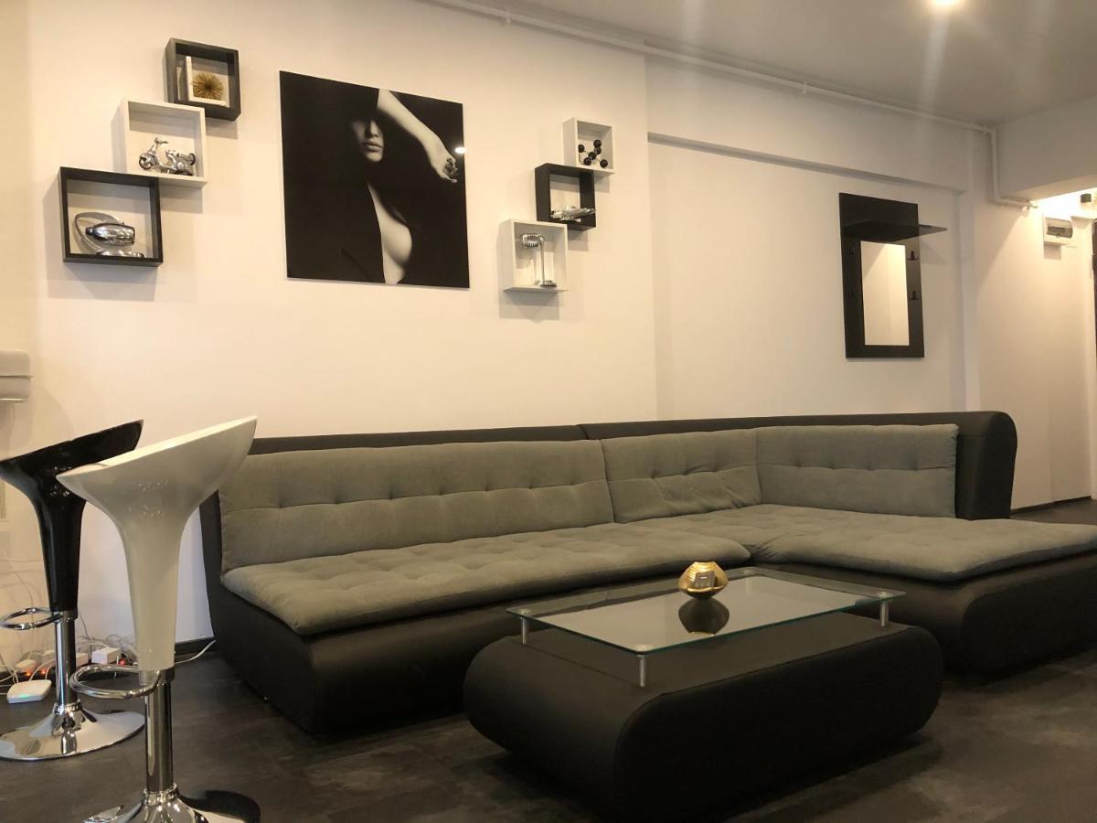 Stylish Westpark 2 Residence Lake View W8 Bukarest Eksteriør billede