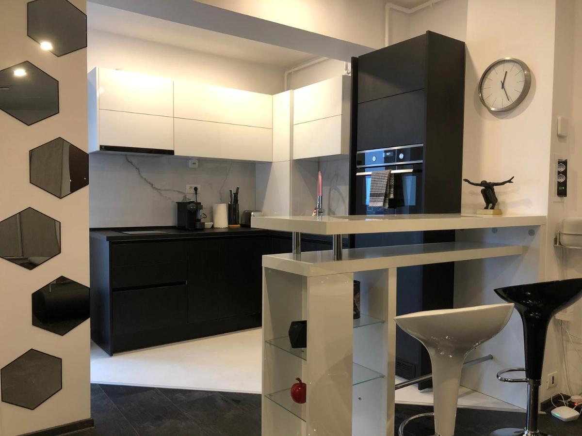 Stylish Westpark 2 Residence Lake View W8 Bukarest Eksteriør billede