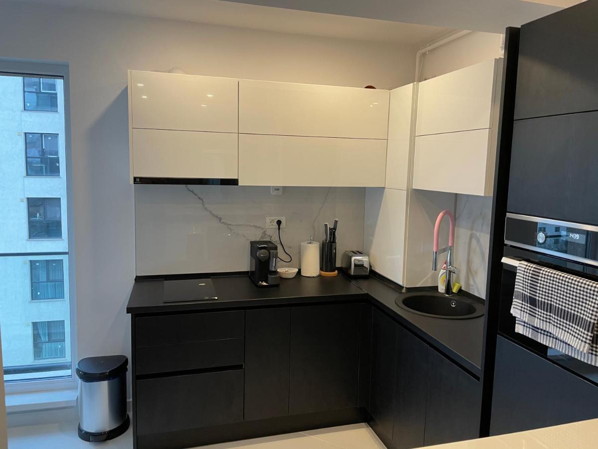 Stylish Westpark 2 Residence Lake View W8 Bukarest Eksteriør billede