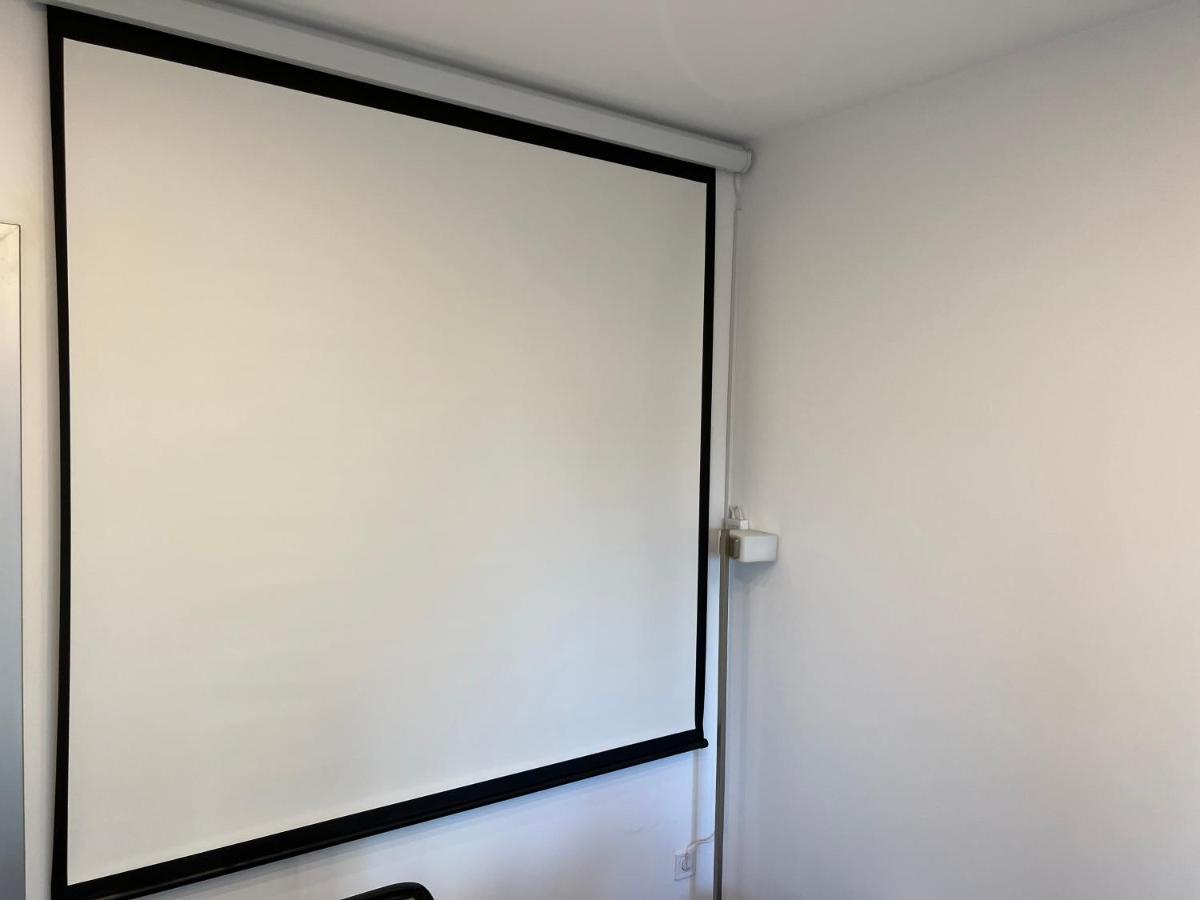 Stylish Westpark 2 Residence Lake View W8 Bukarest Eksteriør billede